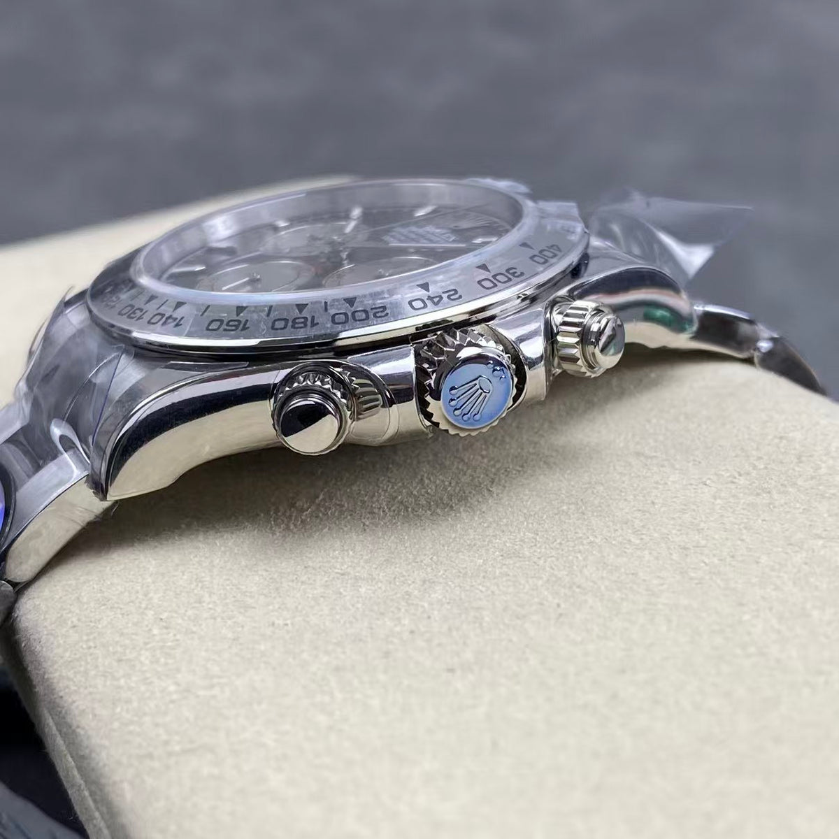 UFO stainless steel version - no card lock -Daytona 4131 movement - 904 stainless steel version