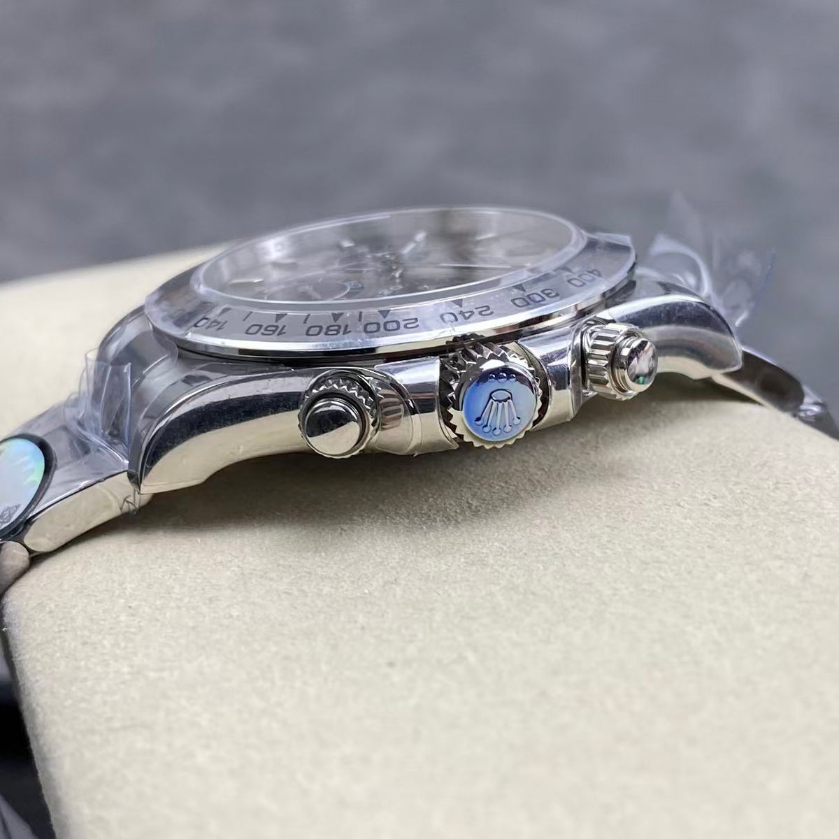 UFO stainless steel version - no card lock -Daytona 4131 movement - 904 stainless steel version
