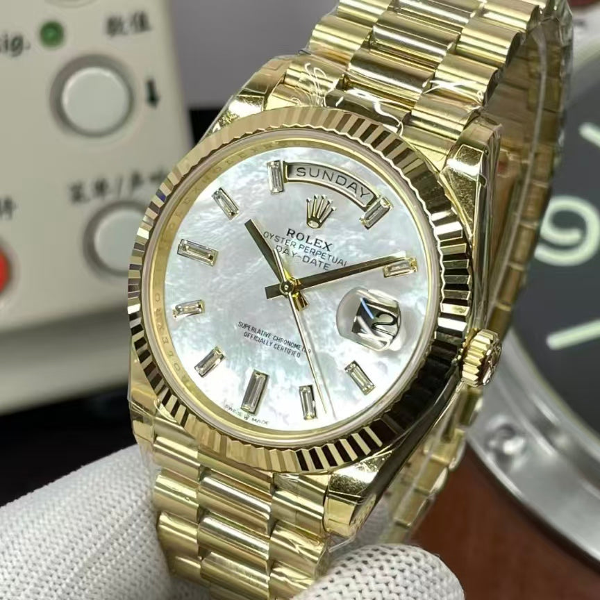 Day-Date 40 series m228238-0071 watch
