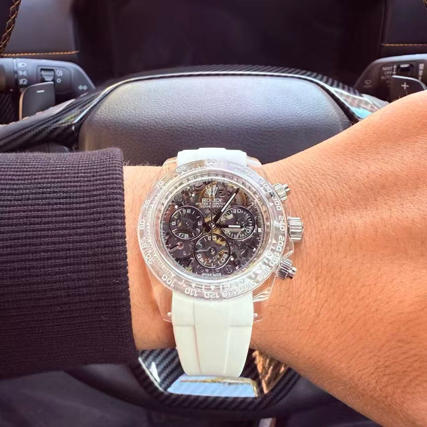 TW Factory's carbon fiber customized version of the  Chronograph Daytona series.