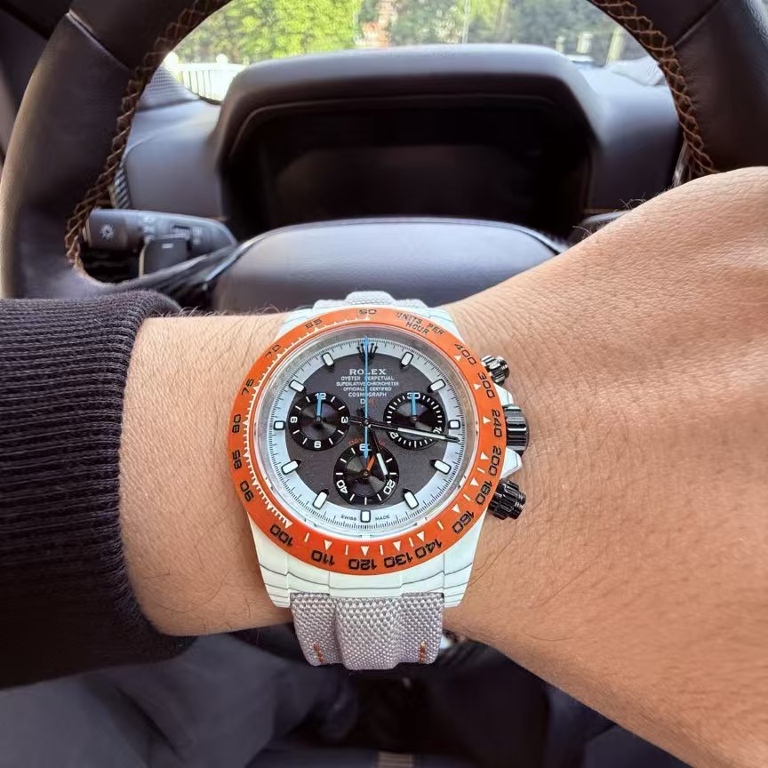 The Carbon Fiber Custom Edition of the Chrono Diconna Series of the Universe Timepieces