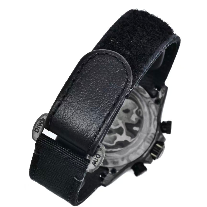 TW Factory's carbon fiber customized version of the Chronograph Daytona series.