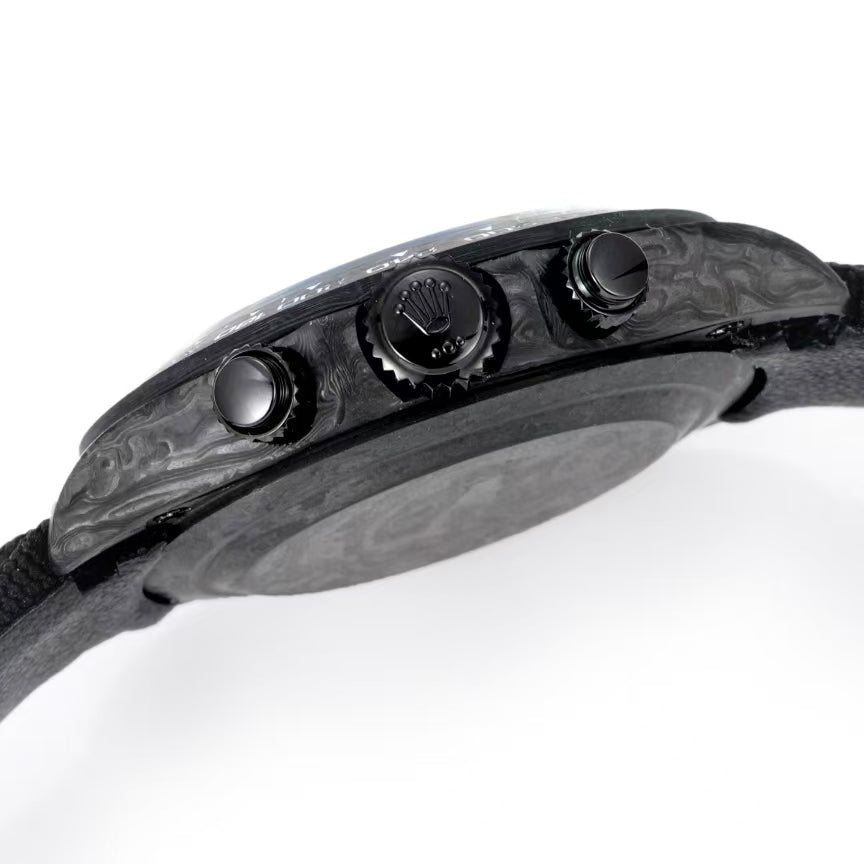 TW Factory's carbon fiber customized version of the Chronograph Daytona series.