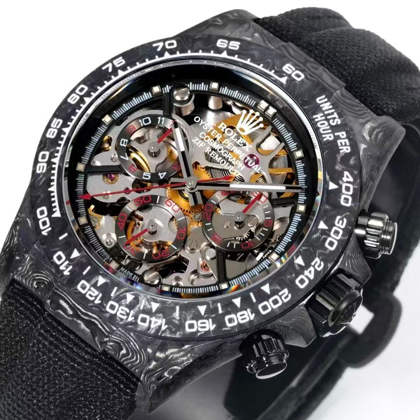 W Factory's carbon fiber customized version of the Chrono Daytona series.