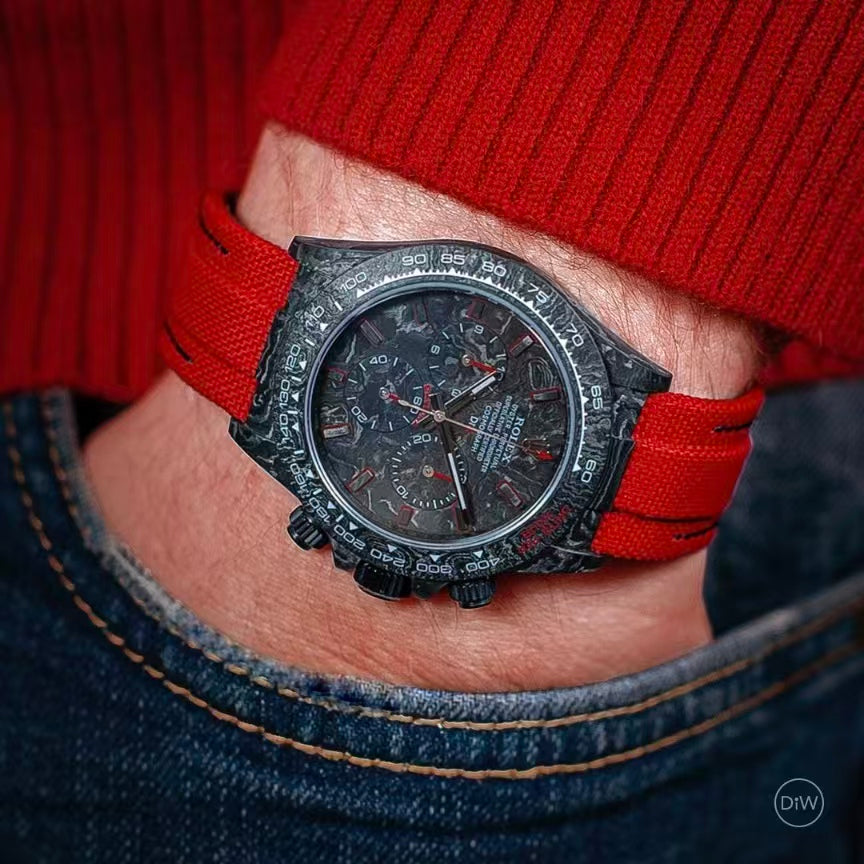 TW Factory's carbon fiber customized version of the Chronograph Daytona series.