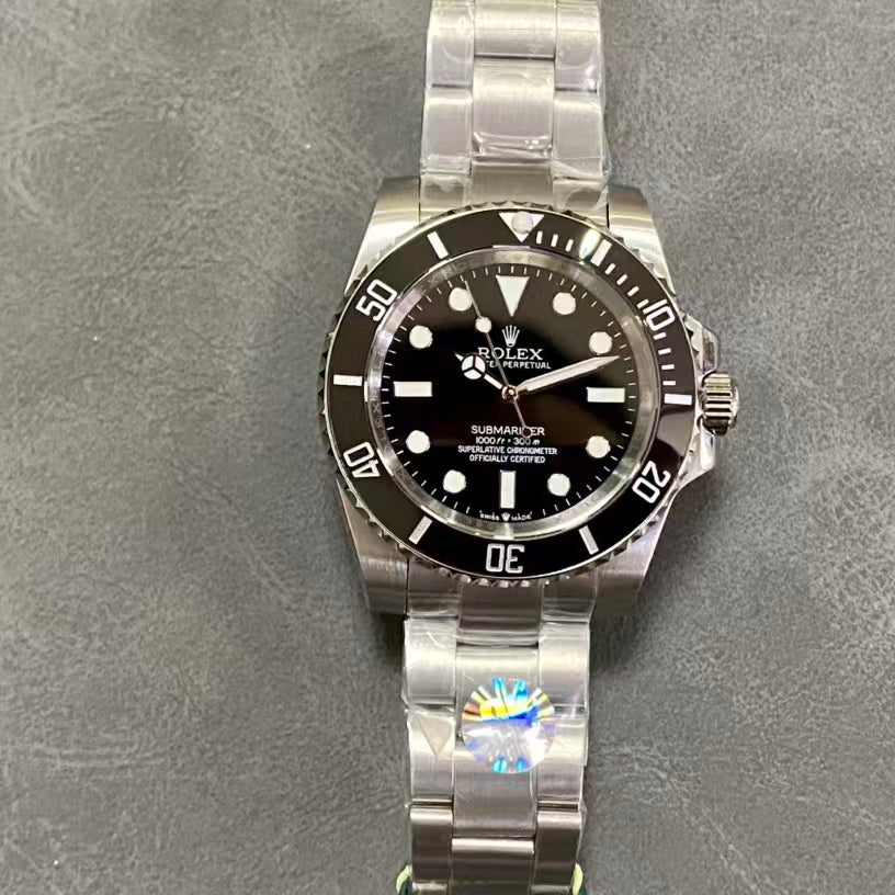 Submariner Series - Black Gold