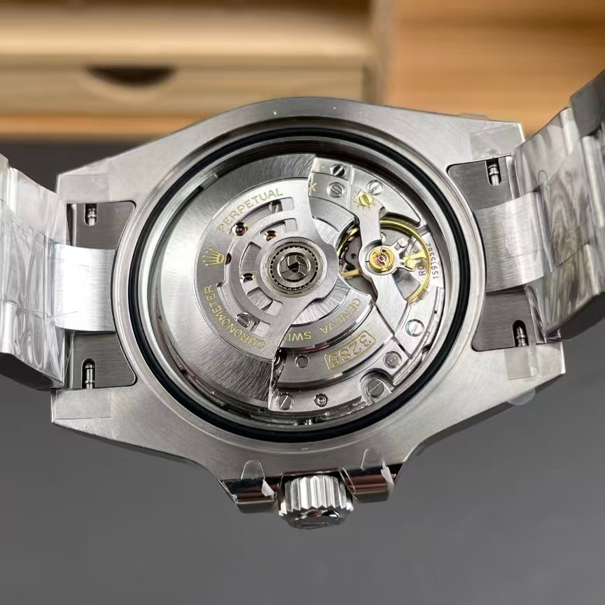 VS Inter Milan Circle GMT Batman Greenwich/40mm/Dandong 3285 Watch