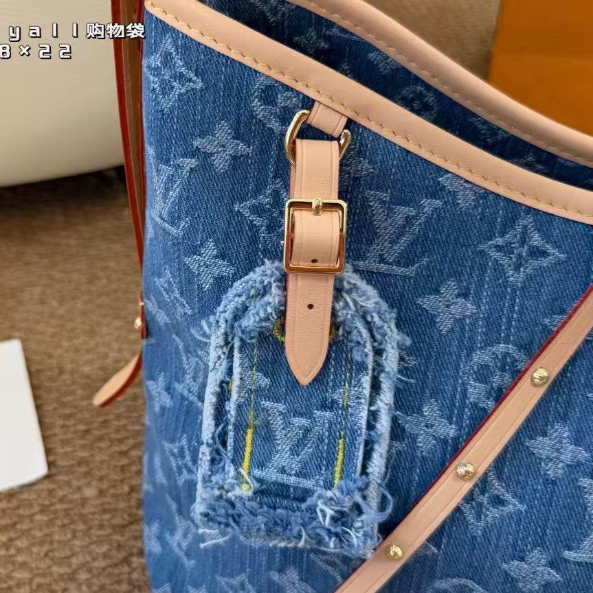 High-end Bag Customization - LV