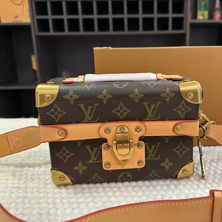 High-end Bag Customization - LV