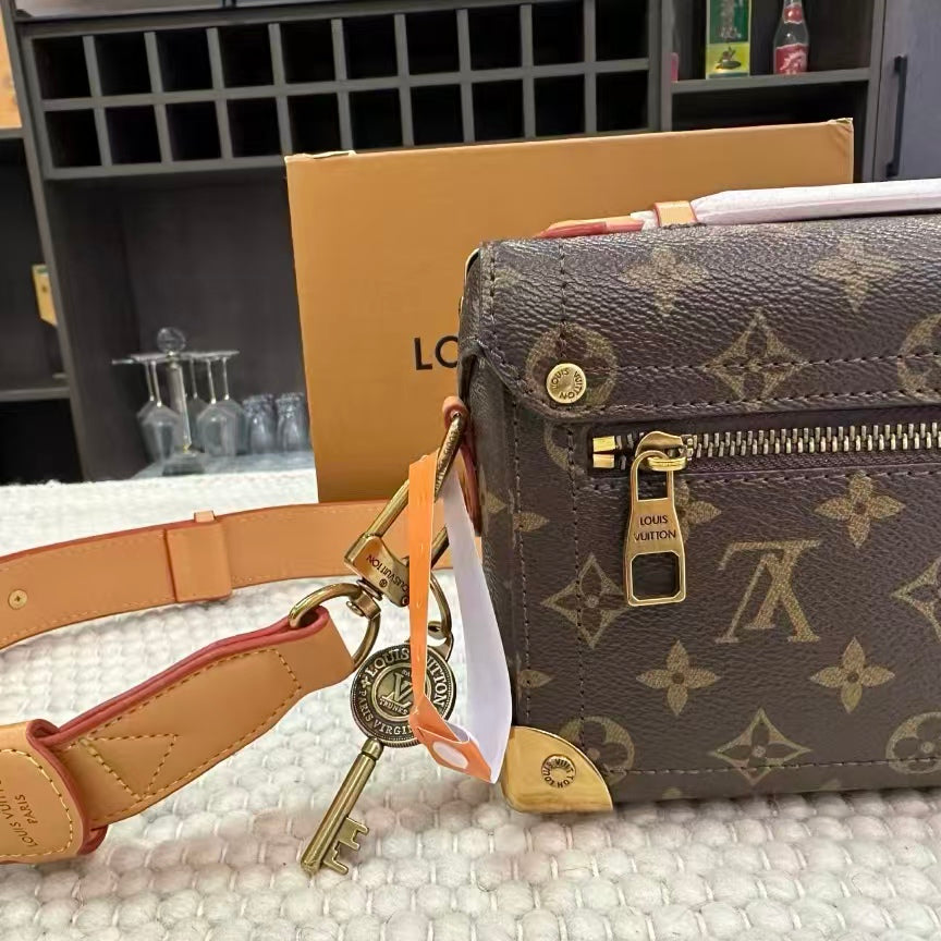 High-end Bag Customization - LV