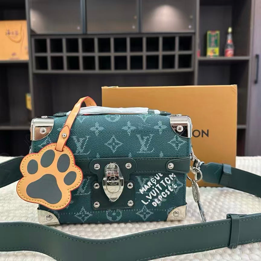 High-end Bag Customization - LV