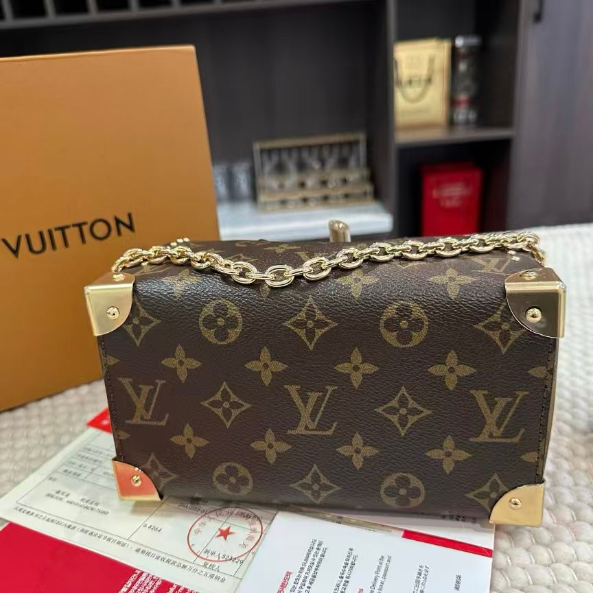 High-end Bag Customization - LV