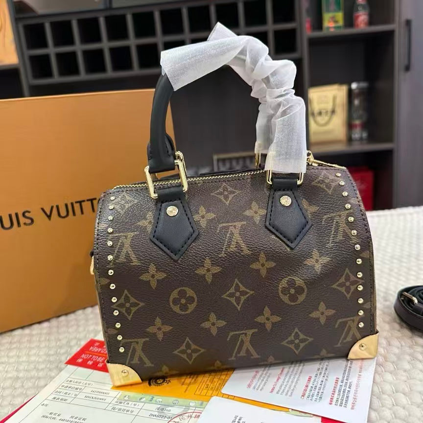 High-end Bag Customization - LV