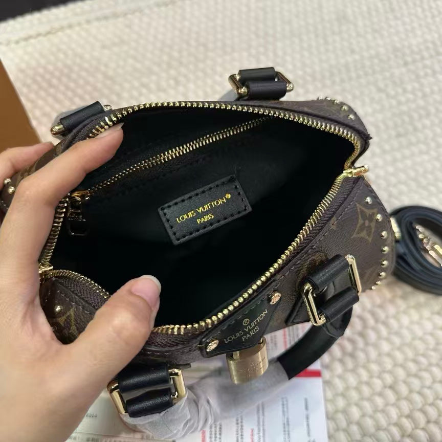 High-end Bag Customization - LV