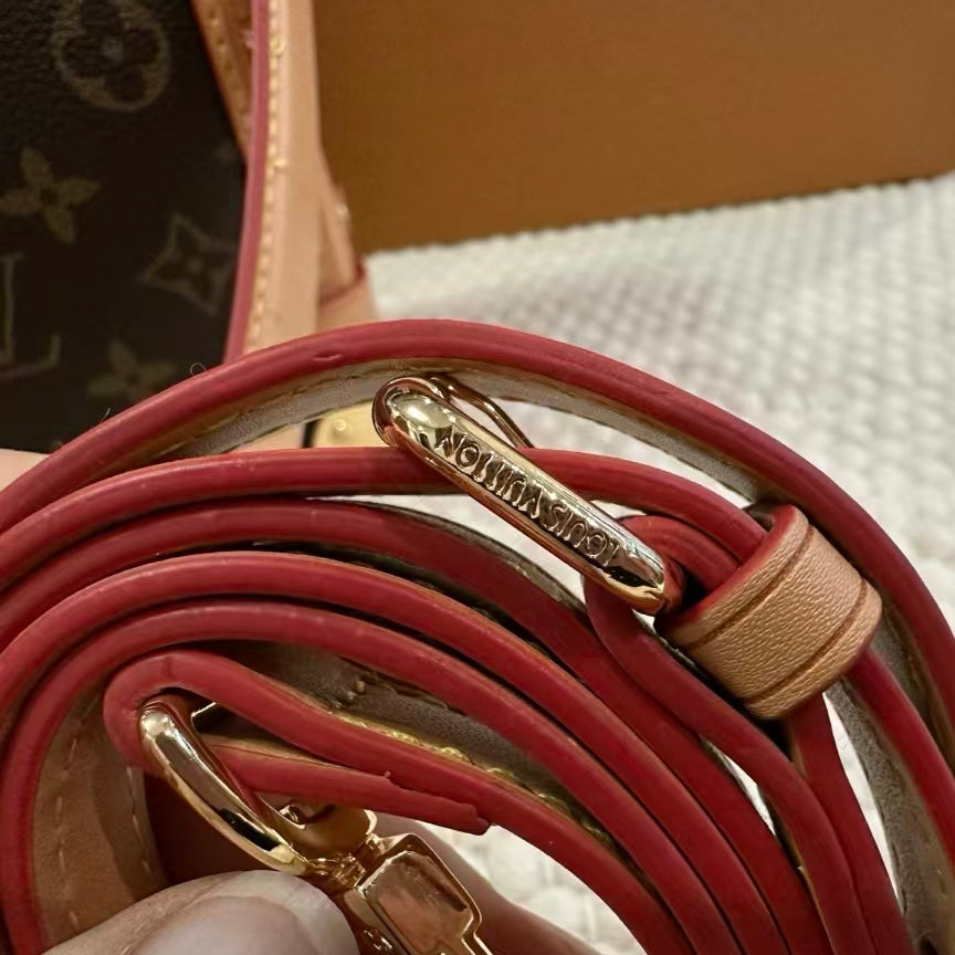 High-end Bag Customization - LV