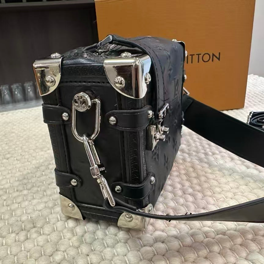 High-end Bag Customization - LV