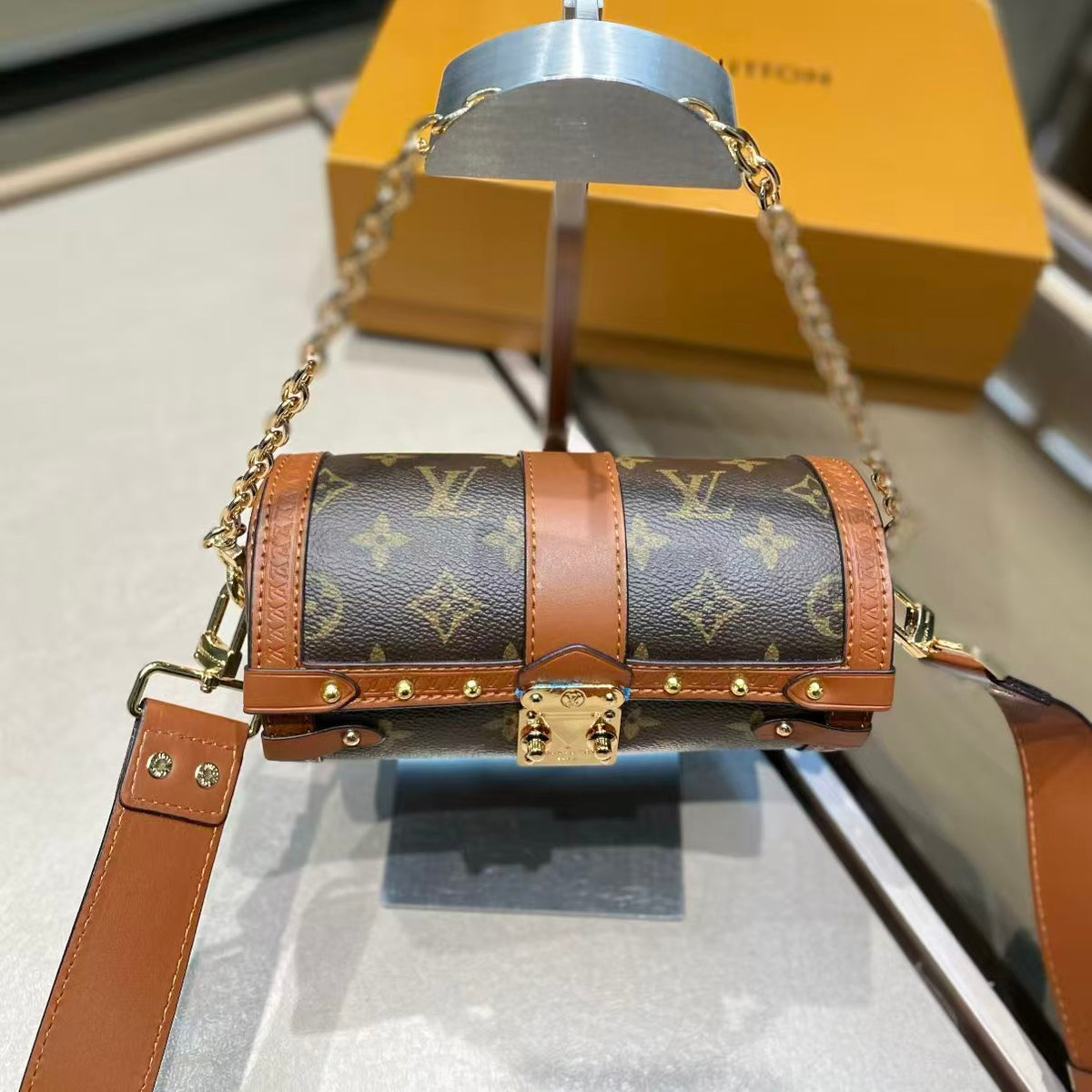High-end Bag Customization - LV