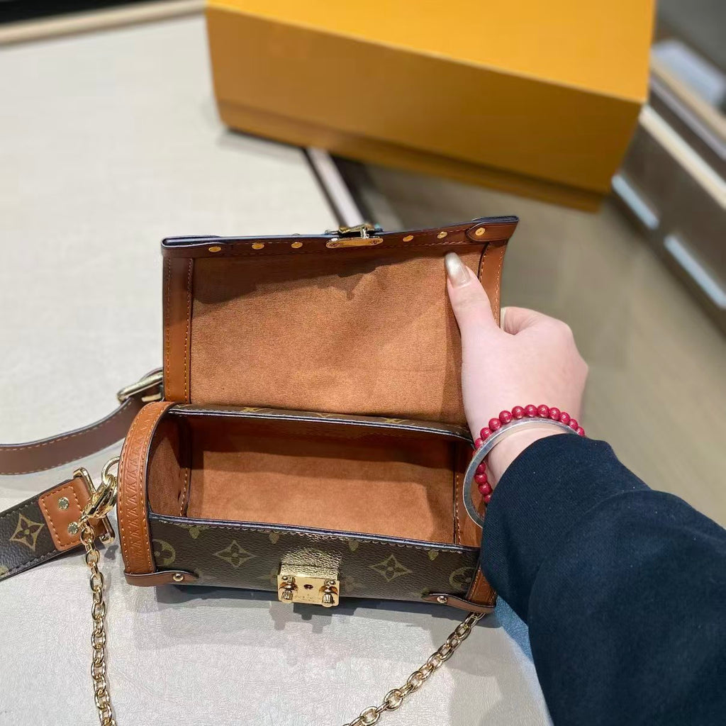 High-end Bag Customization - LV