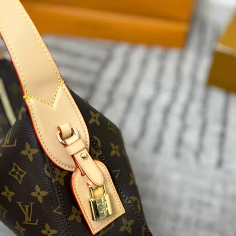 High-end Bag Customization - LV