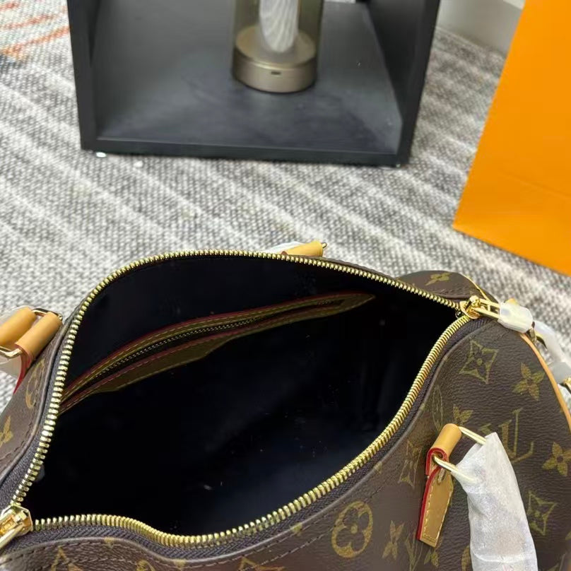 High-end Bag Customization - LV