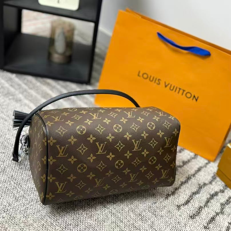 High-end Bag Customization - LV
