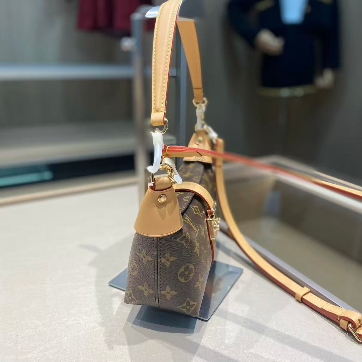 High-end Bag Customization - LV