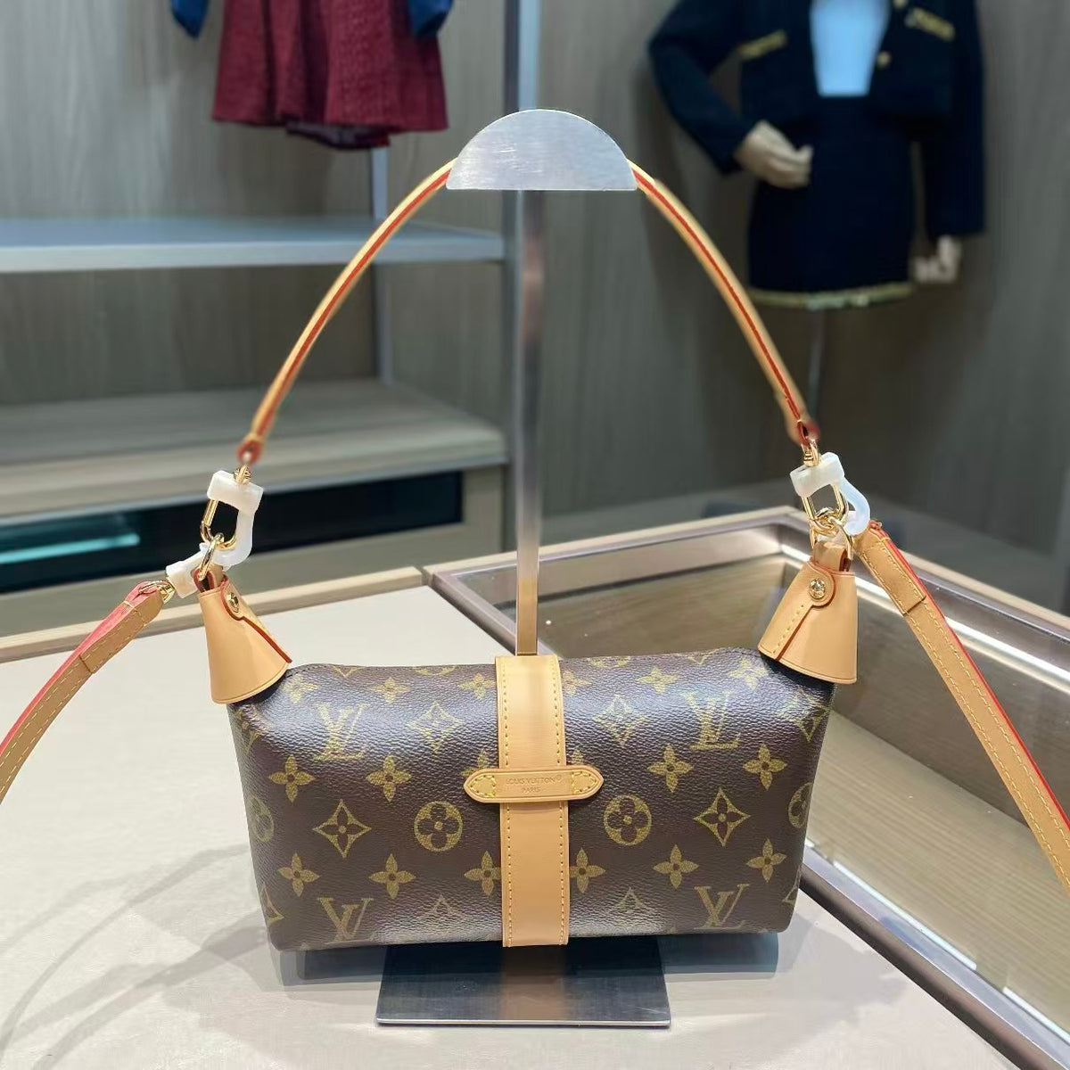 High-end Bag Customization - LV