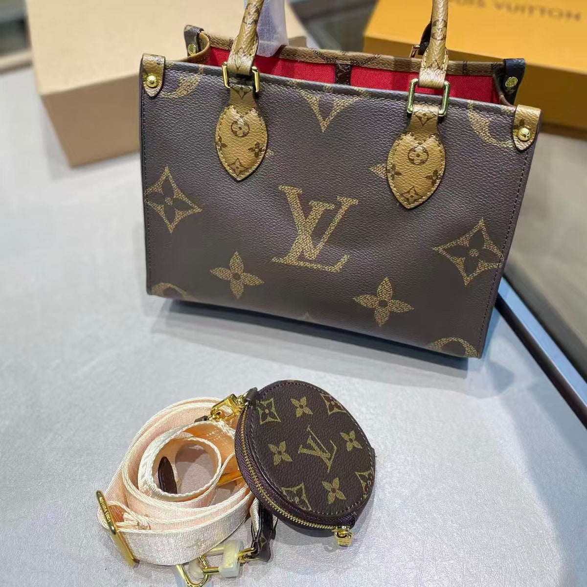 High-end Bag Customization - LV