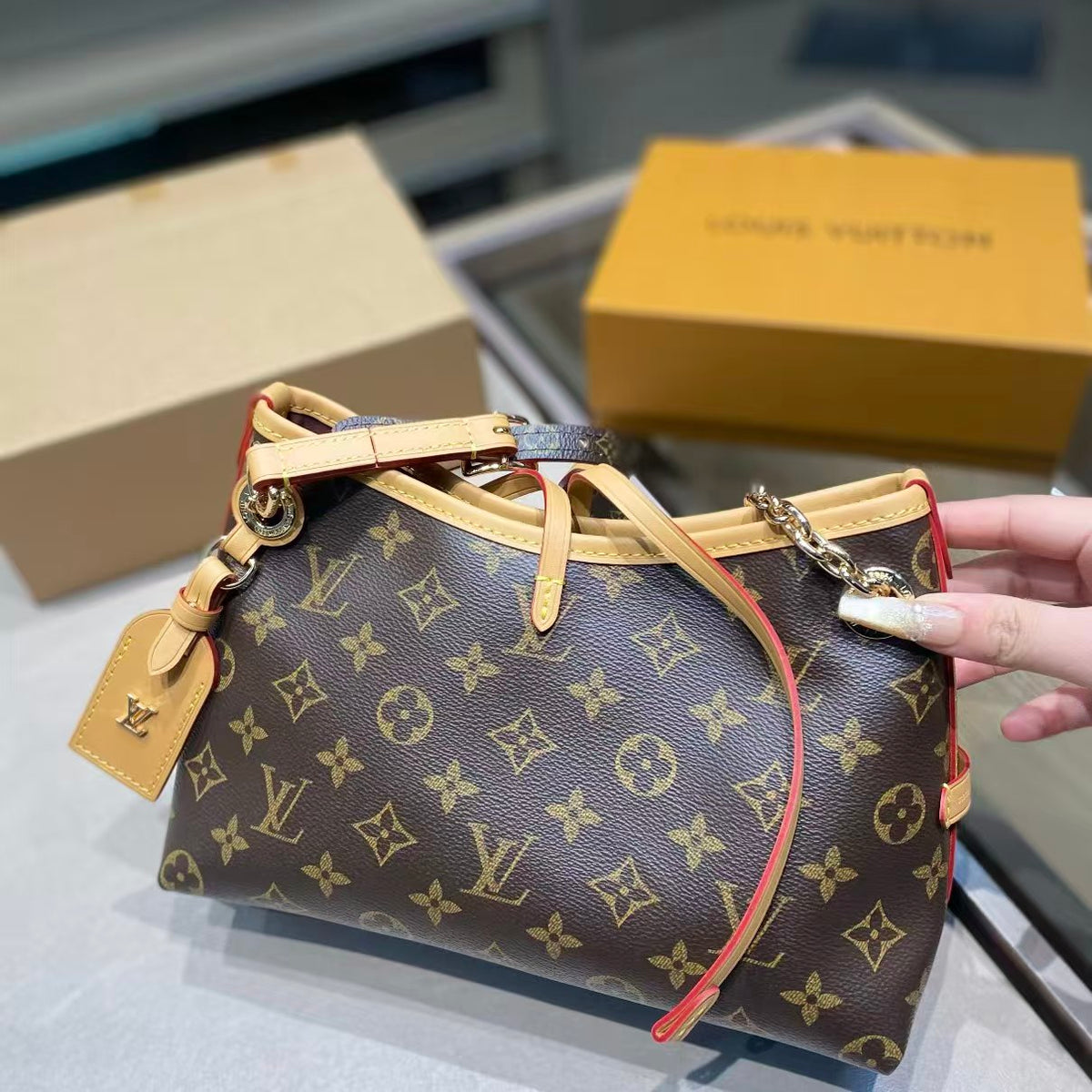 High-end Bag Customization - LV