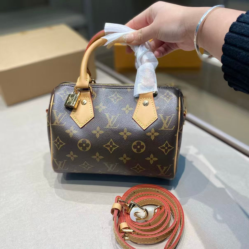 High-end Bag Customization - LV
