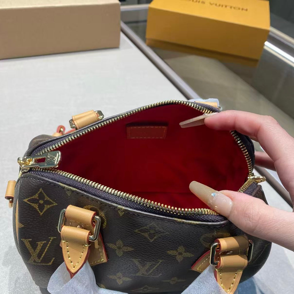 High-end Bag Customization - LV