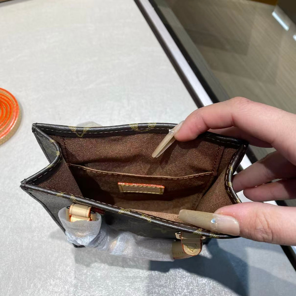 High-end Bag Customization - LV
