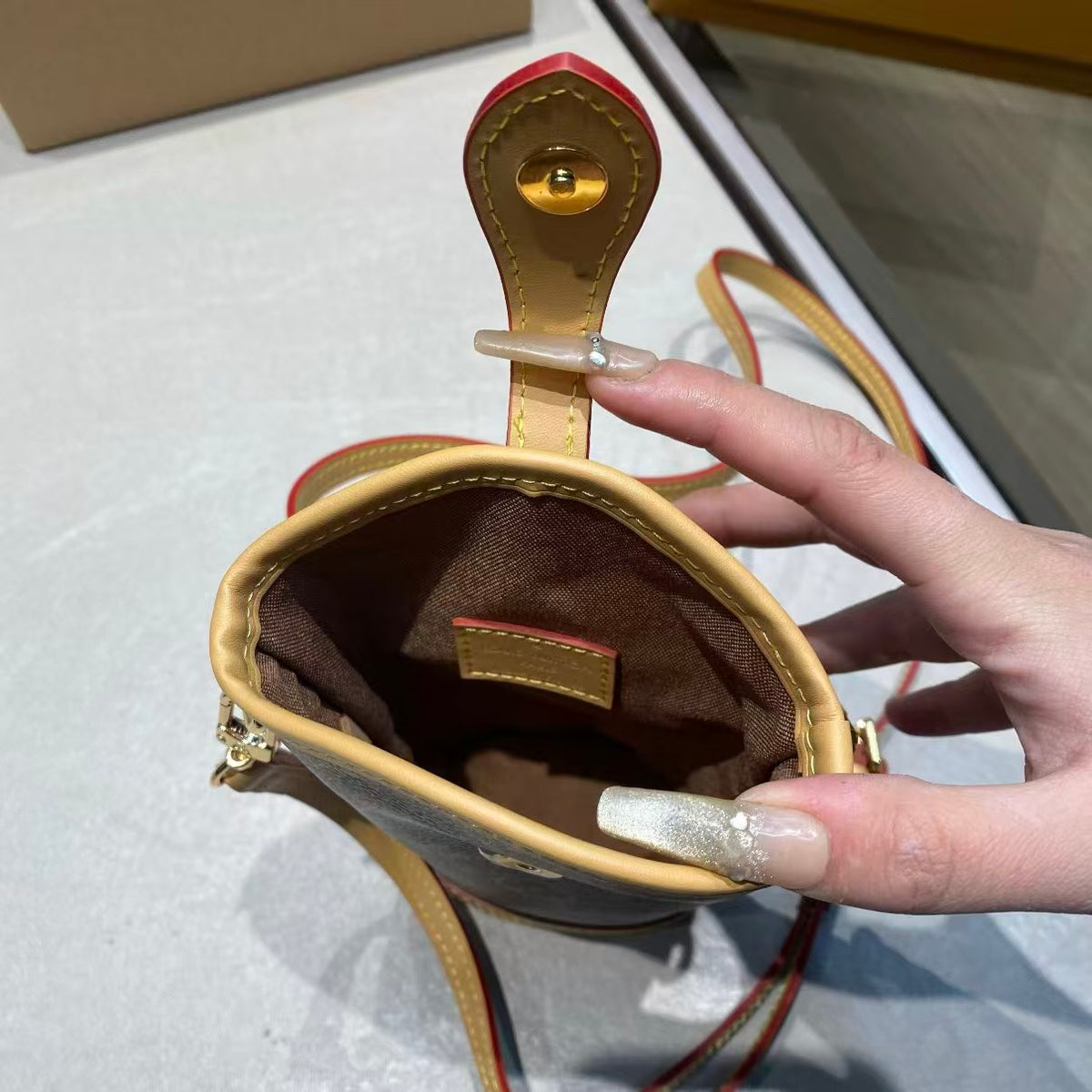 High-end Bag Customization - LV