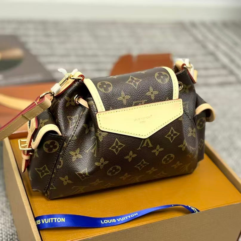 High-end Bag Customization - LV