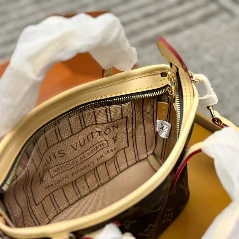 High-end Bag Customization - LV