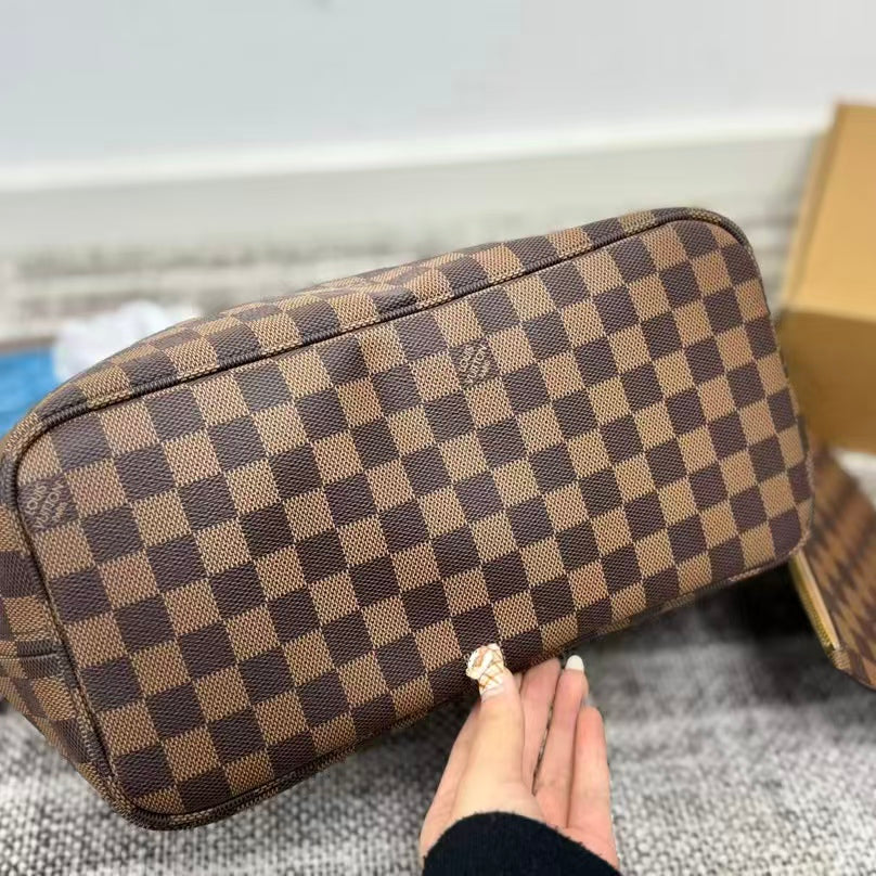 High-end Bag Customization - LV