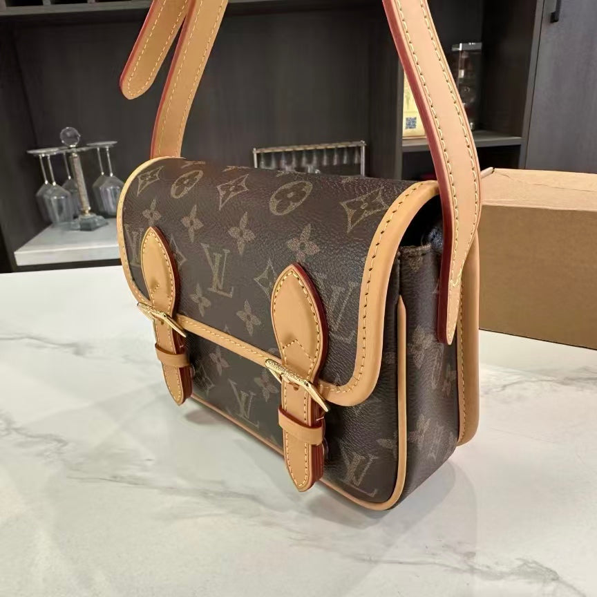 High-end Bag Customization - LV