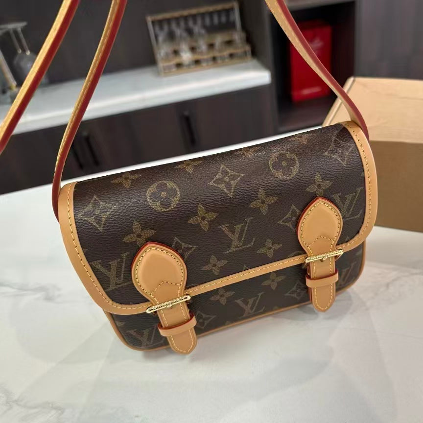 High-end Bag Customization - LV