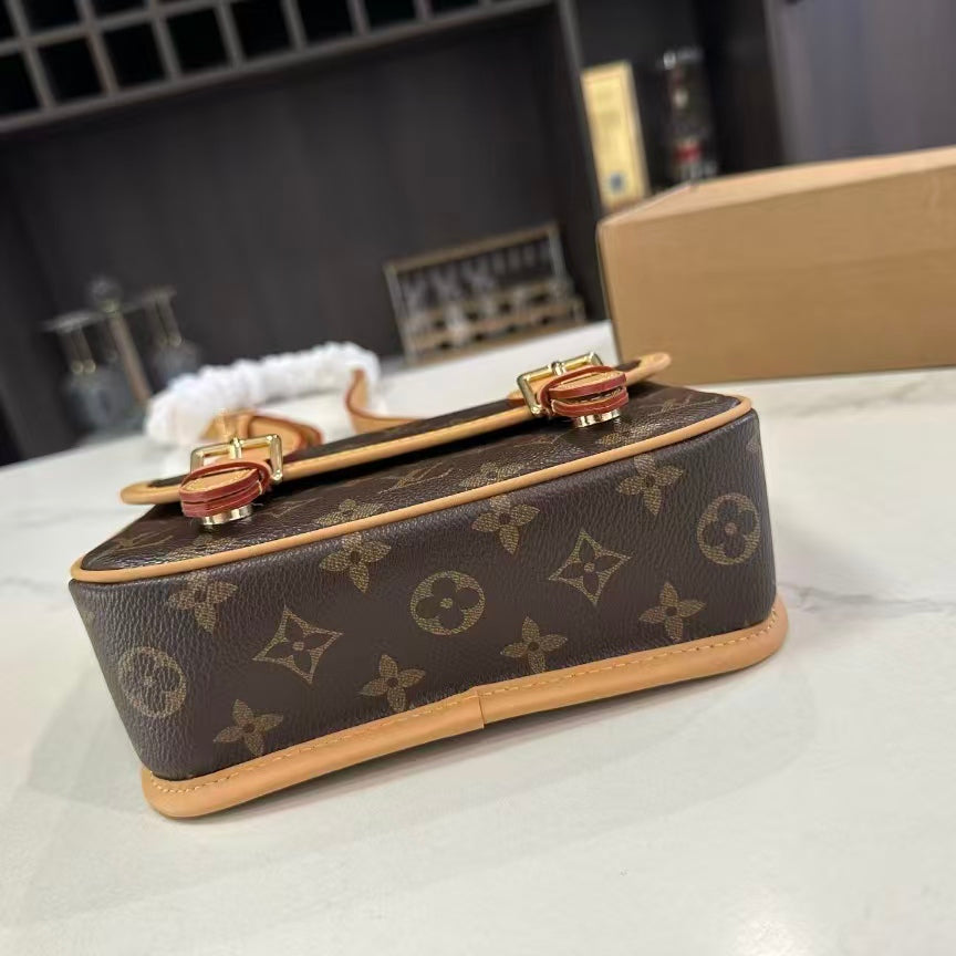 High-end Bag Customization - LV
