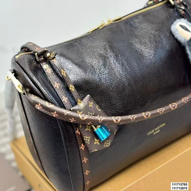 High-end Bag Customization - LV
