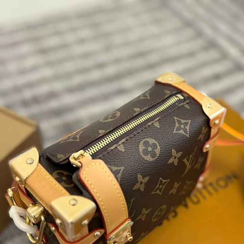 High-end Bag Customization - LV