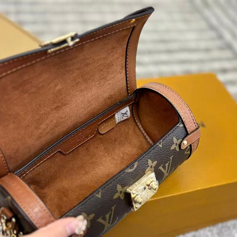High-end Bag Customization - LV