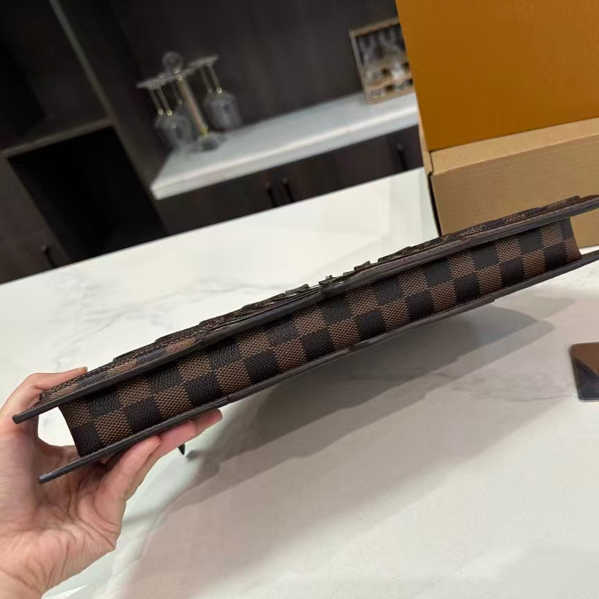 High-end Bag Customization - LV