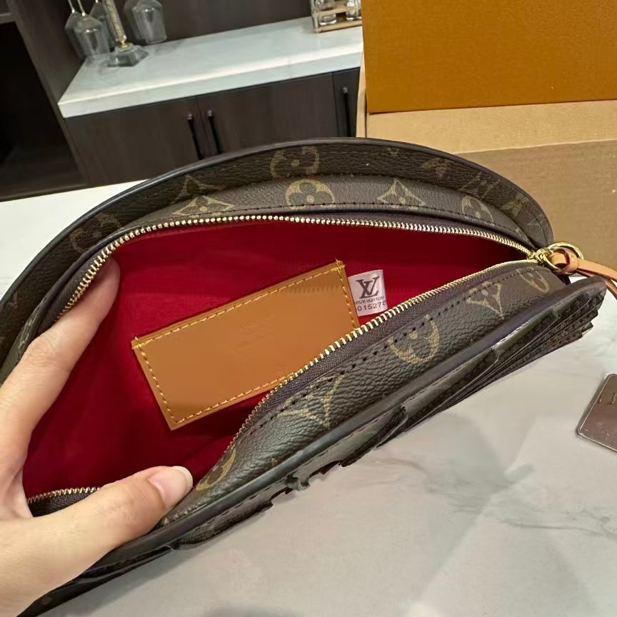 High-end Bag Customization - LV