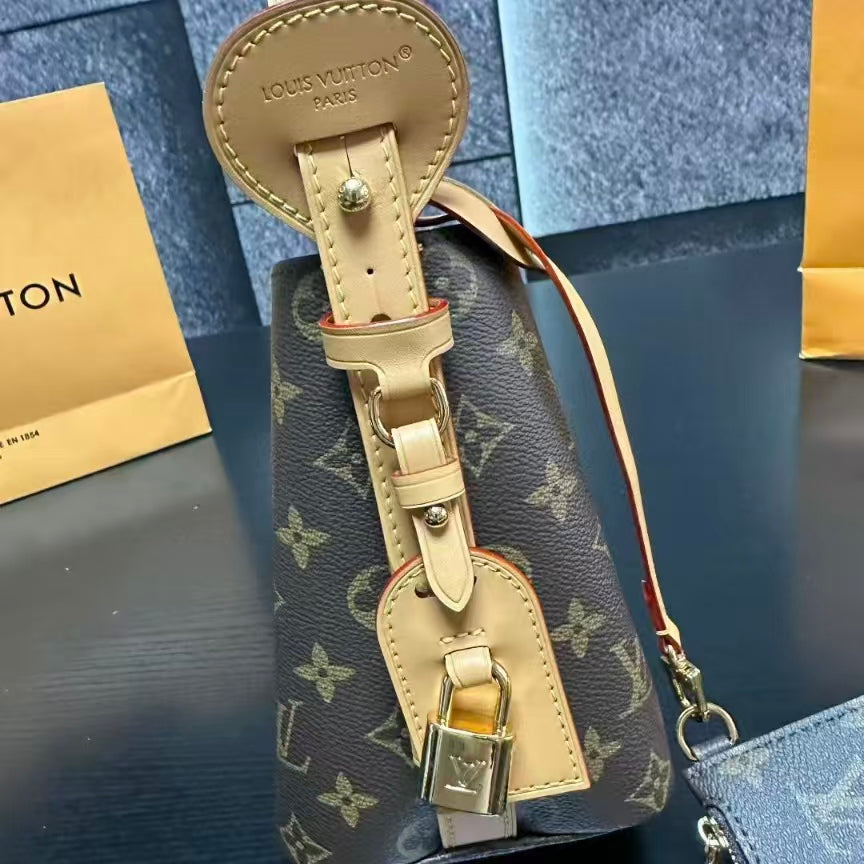 High-end Bag Customization - LV