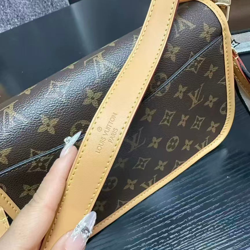 High-end Bag Customization - LV