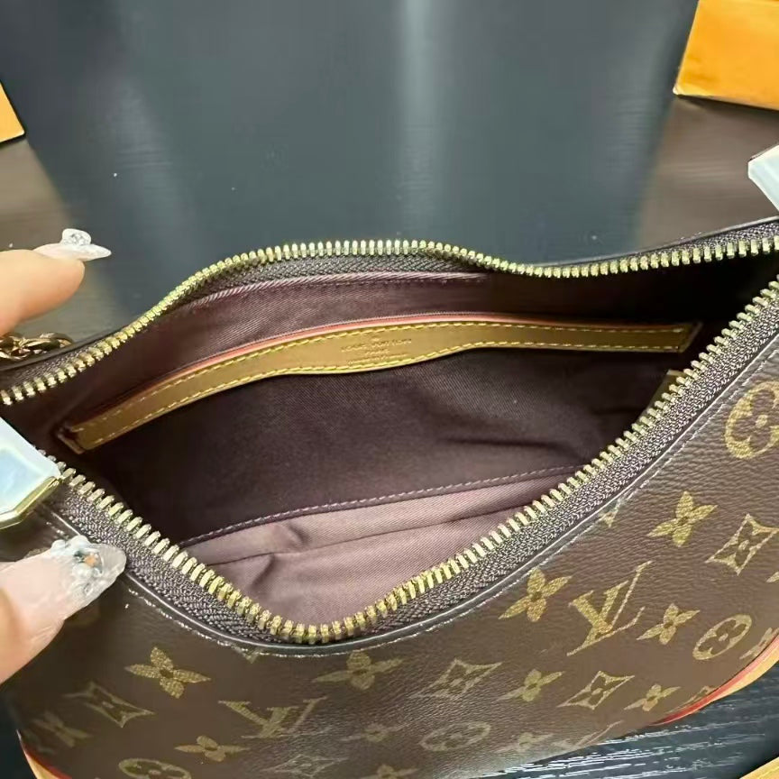 High-end Bag Customization - LV