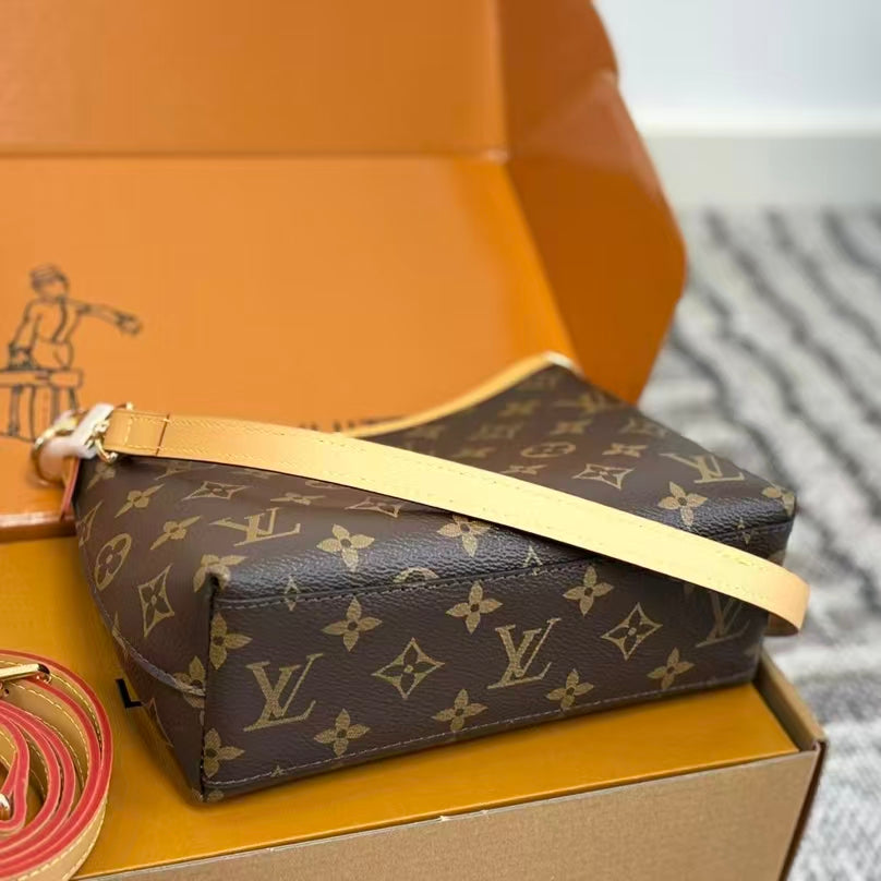 High-end Bag Customization - LV