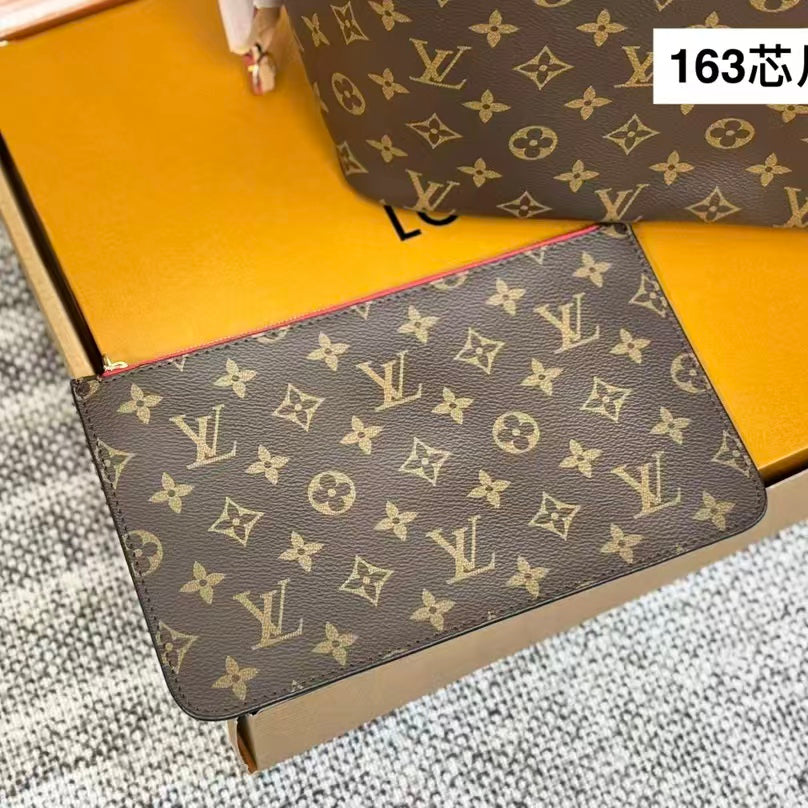 High-end Bag Customization - LV