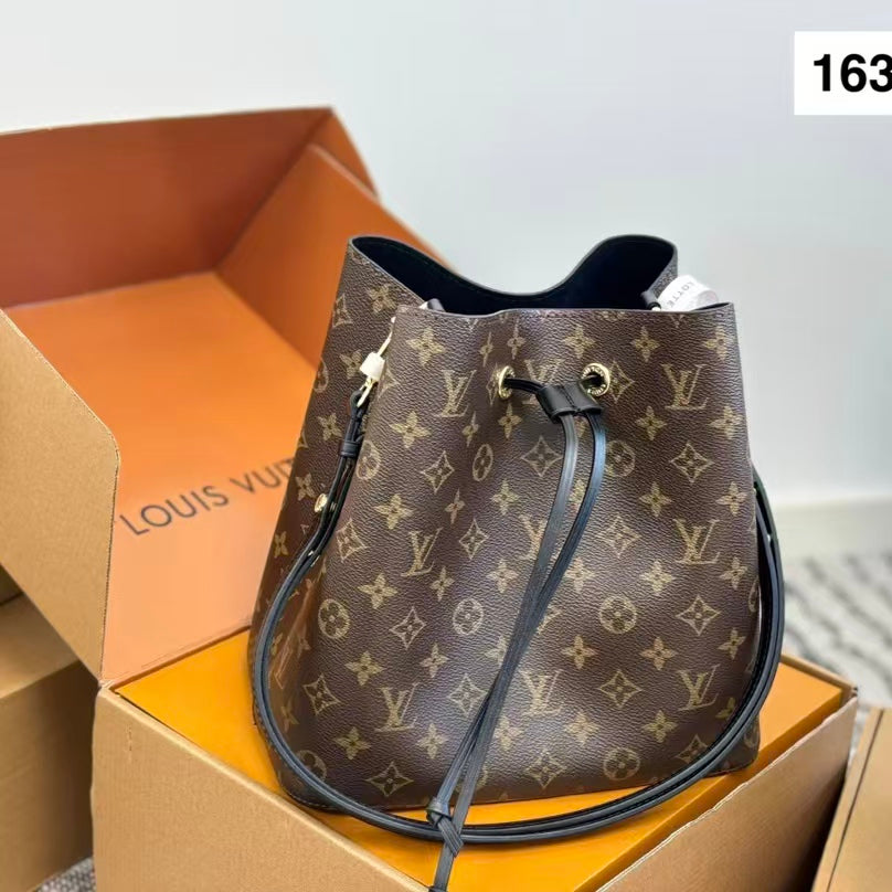 High-end Bag Customization - LV